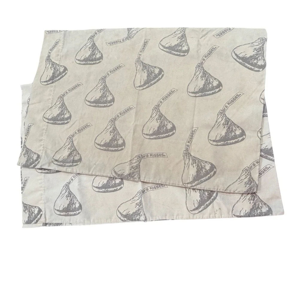 Vintage Hershey's Kisses Pillowcases Set of 2 Chocolate Candy Novelty AS IS